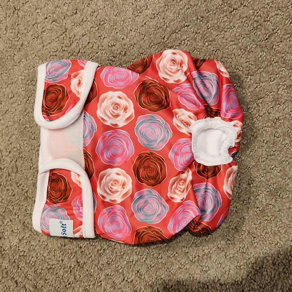 NEW Diaper - female dog, size Medium Washable
